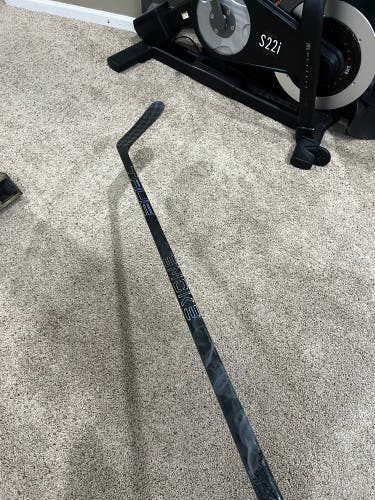Senior True HZRDUS Smoke Right Handed Hockey Stick P28M 80 Flex Pro Stock (New)