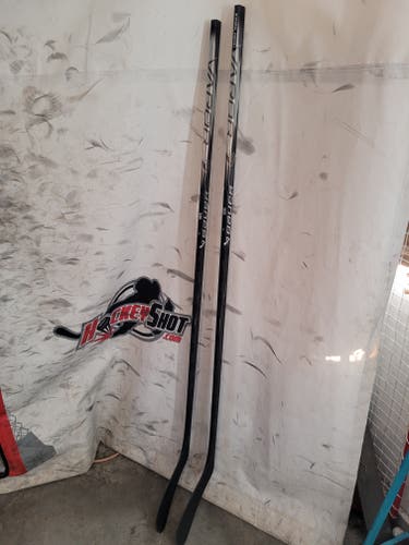 Senior Bauer Vapor FlyLite Right Handed Hockey Stick P92 82 Flex Pro Stock (Used)