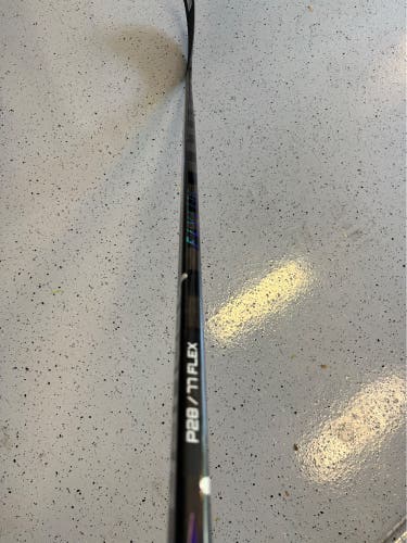 Senior Bauer Vapor FlyLite, P28, Right, Flex 77 (New)