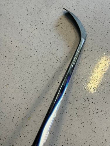 Senior Bauer Vapor FlyLite, P28, Right, Flex 77 (New)