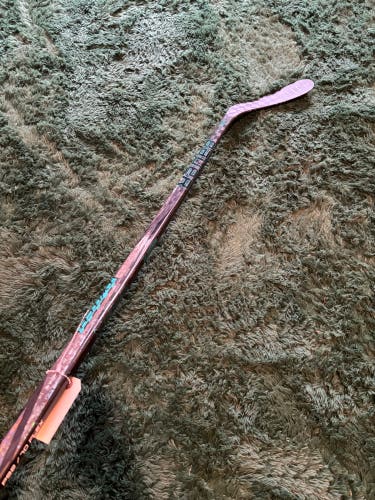 Senior Bauer Twitch Hockey Stick RH P92 76 Flex | 62.5"