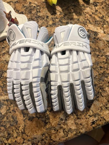 Maverik Shift Lacrosse Gloves 13" (Used)