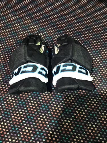 Used CCM Utah HGPJSPP Gloves 15" Pro Stock