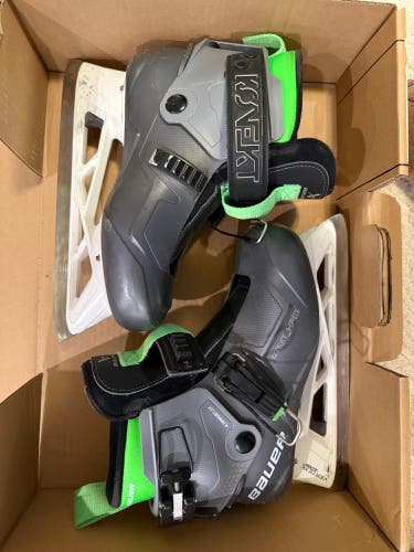 2022 Bauer Konekt HF2 Hockey Goalie Skates Regular Width Size 4 (Used)