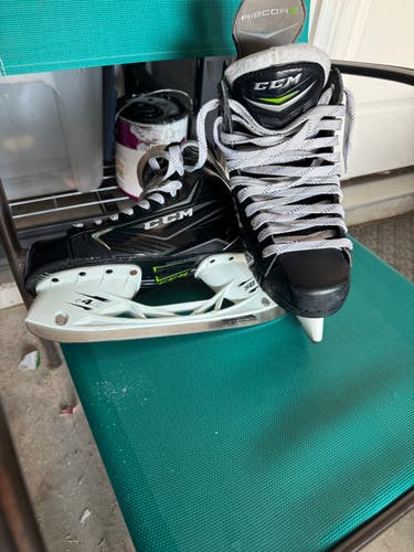 CCM Ribcor 68K Hockey Skates 9.5 (Used)