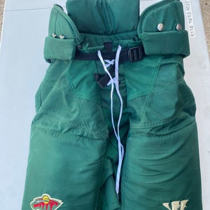 Warrior Covert Pro Stock Hockey Pants Large Minnesota Wild Green  8616