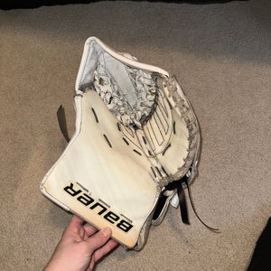 Bauer Supreme 1S Glove with Skate Lace Floating T