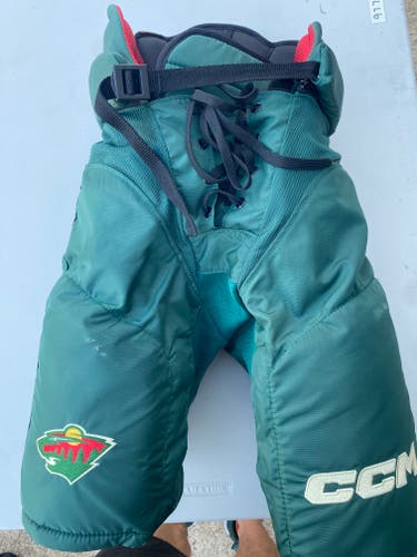 CCM HP45X Pro Stock Hockey Pants Small Minnesota Wild Green 1632
