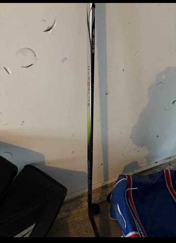 Senior Bauer Vapor Hyperlite 2 Left Hand Hockey Stick P92 (Used)