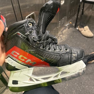 2023 CCM JetSpeed FT6 Pro Hockey Skates 6 (Used)