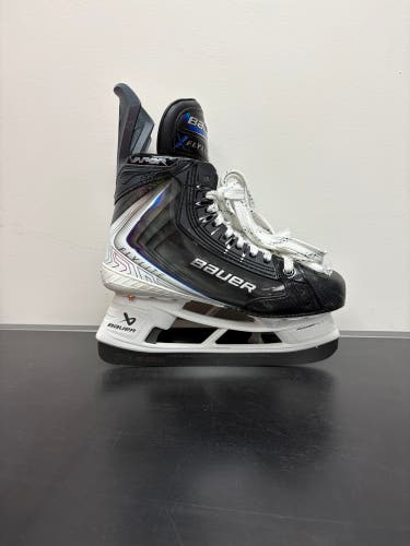 Bauer Vapor Flylite Hockey Skates 6.5 Fit 2(Used) + JRZ Black Multifit Runner