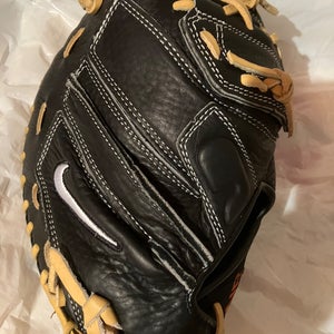 Nike catcher’s mitt