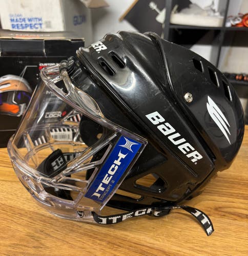 Bauer HH1000 Helmet - Large / Senior (like new)