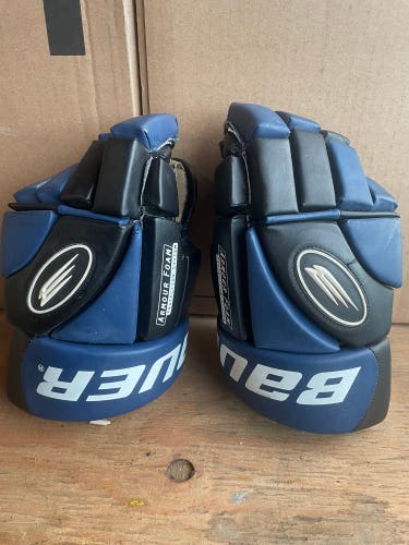 Used Bauer Supreme 3000 Gloves 14"