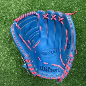 2025 Wilson A2000 RH Pitcher's Baseball Glove 12" (New)