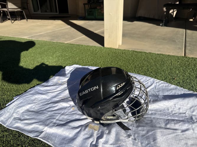 Medium Easton Stealth S9 Helmet (Used)