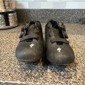 Men's Size 11.5 Specialized Bike Shoes Road Bike (Used)