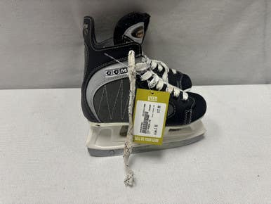 Used CCM POWERLINE Junior Hockey Skate Junior 02 11490-S000267663