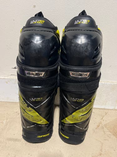 Junior Bauer Ultra sonic 13 Shin Pads (Used)