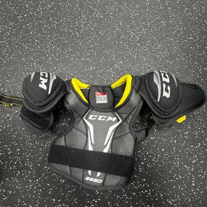 Used CCM 9550 Junior Shoulder Pads LG 11849-S000034568