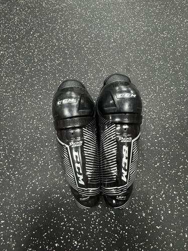 Used CCM TACKS 9550 Youth Shin Guards Black 10" 11849-S000034571