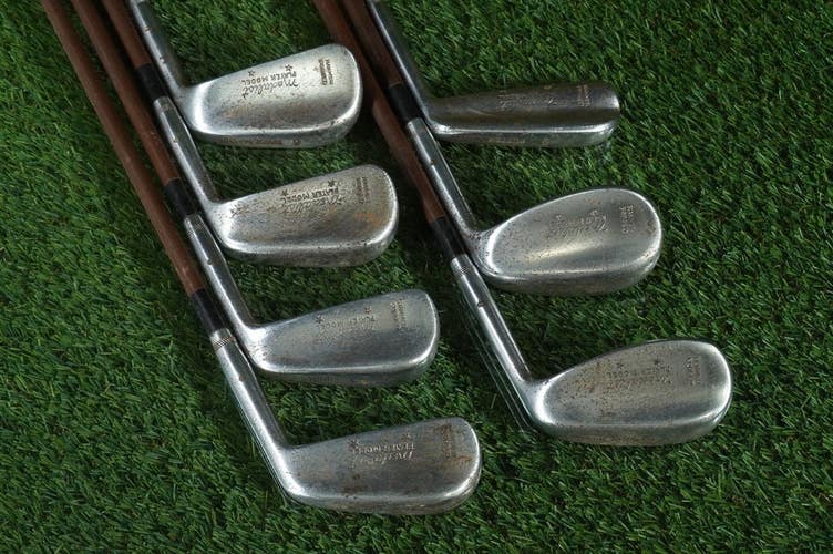 VINTAGE MEDALIST PLAYER MODEL IRONS SET 2,4,5,6,7,8,9 / PUTTER PYRATONE SHAFT RH