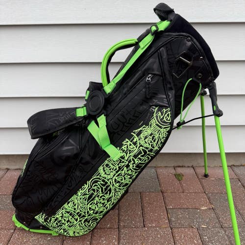 Swag Golf Stand Bag Fully Tagged Dont Give A Putt Black Green 5 Way Dividers