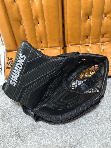 USED Simmons 1082 580 Glove - Black