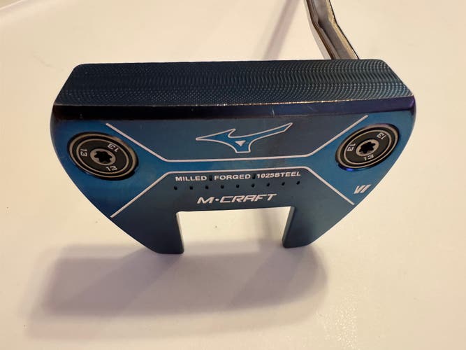 Blue Mizuno M-Craft VI Mallet Right Handed Putter 35" (Used)