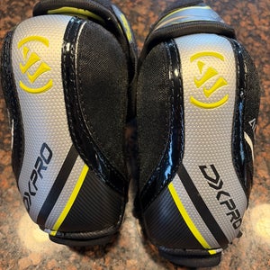 Junior Medium Warrior Alpha DX Pro Elbow Pads (New)