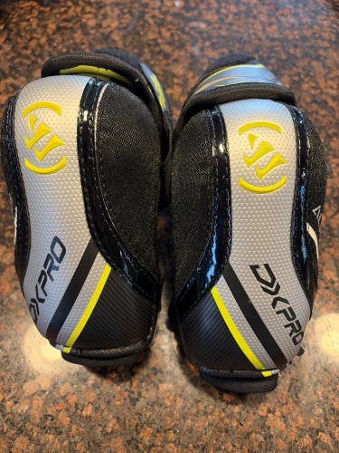 Junior Medium Warrior Alpha DX Pro Elbow Pads (New)