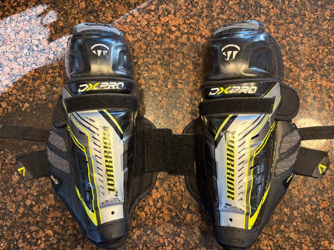 Junior Warrior Alpha DX Pro 11" Shin Pads (Used)