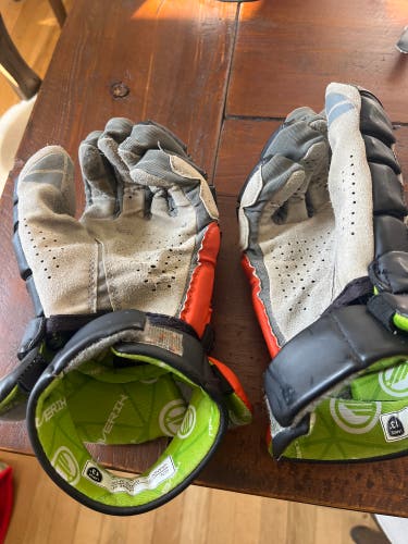 Maverik M6 Lacrosse Gloves 13" (Used)