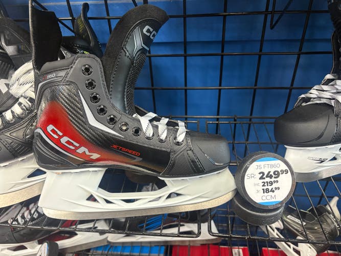 CCM JetSpeed FT860 Hockey Skates SZ 7.5 **New**