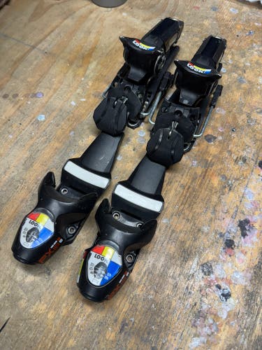 Rossignol Racing Ski Bindings Max Din 18 (Used)