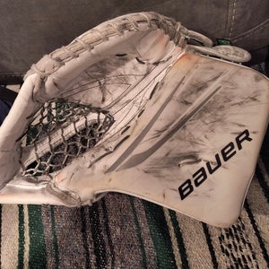 Bauer Vapor Hyperlite 2 Regular (Used)