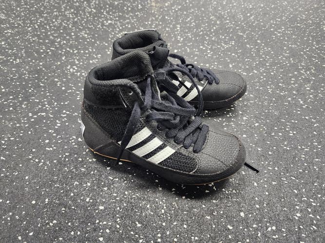 Used Adidas Wrestling Shoes Black Youth 11.0 11849-S000033216