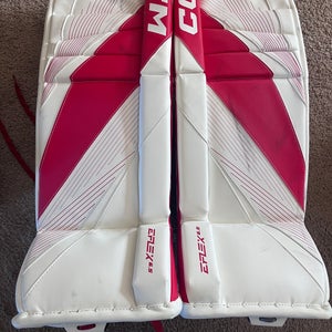 30" 2023 CCM EFlex 6.5 Goalie Leg Pads (Used)