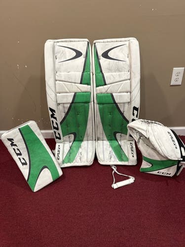 University Of North Dakota 34 +1 Pro Stock Eflex 5 Goalie Full Set Item#NDGS1