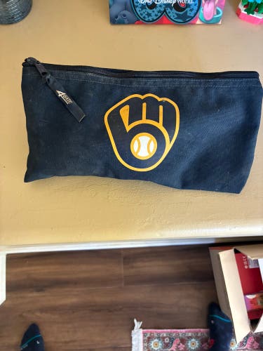 Milwaukee Brewers pitchers bag 11.5x7