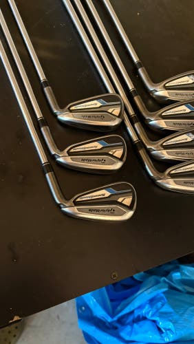 Men's 2013 TaylorMade Speedblade Right Handed Iron Set Stiff Flex Steel Shaft (Used)