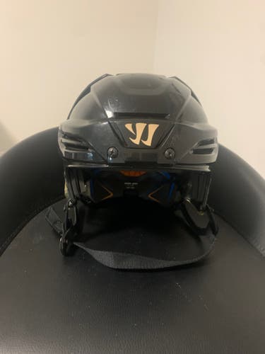 Medium Warrior Krown PX3 Helmet (Used)HECC THE END OF 08/2022