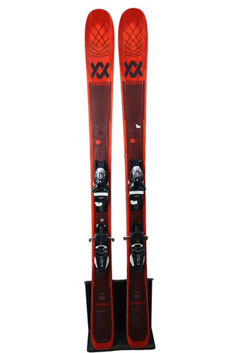 USED 2023 Volkl M6 Mantra Skis 163cm with Look NX 12 Bindings