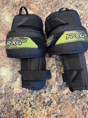 Warrior Ritual X4 E+ Goalie Knee Pads | Intermediate