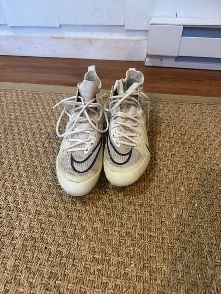 White Men's Size M 11.0 (W 12.0) Nike Alpha Huarache 8 Elite Mid Top Molded Cleats (Used)