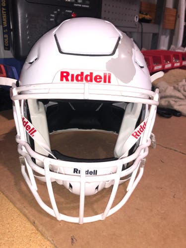 USED RIDDELL FLEX ADULT HELMET - SMALL - METALLIC WHIITE