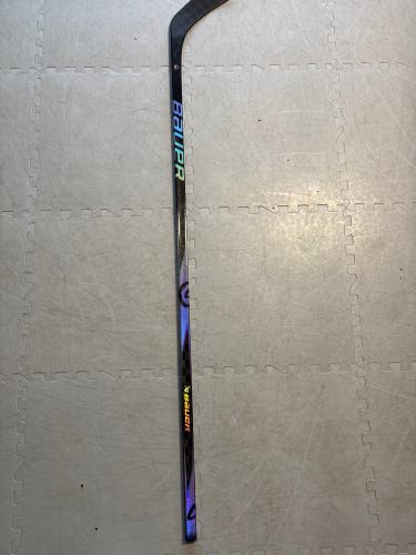 Senior Bauer Proto2 Right Handed Hockey Stick P28 70 Flex (Used)