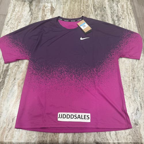 NWT Nike Men's NikeCourt Slam Tennis Shirt Fuchsia FV2438-518 $90 Medium M-TALL

New With Tags