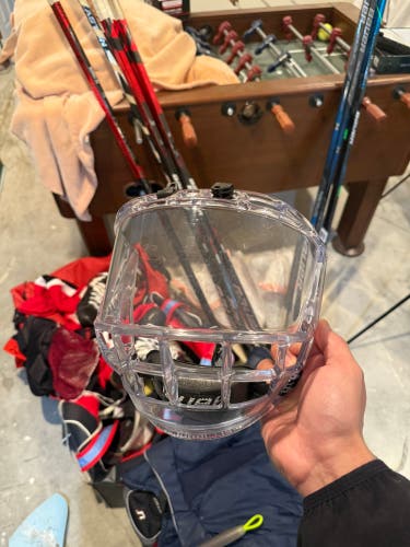 Medium Bauer Profile II Facemask Shield (Used)