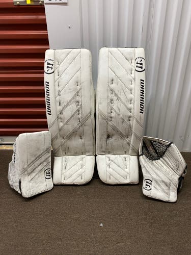 32" Warrior Ritual G4 Regular Goalie Full Set (Used)